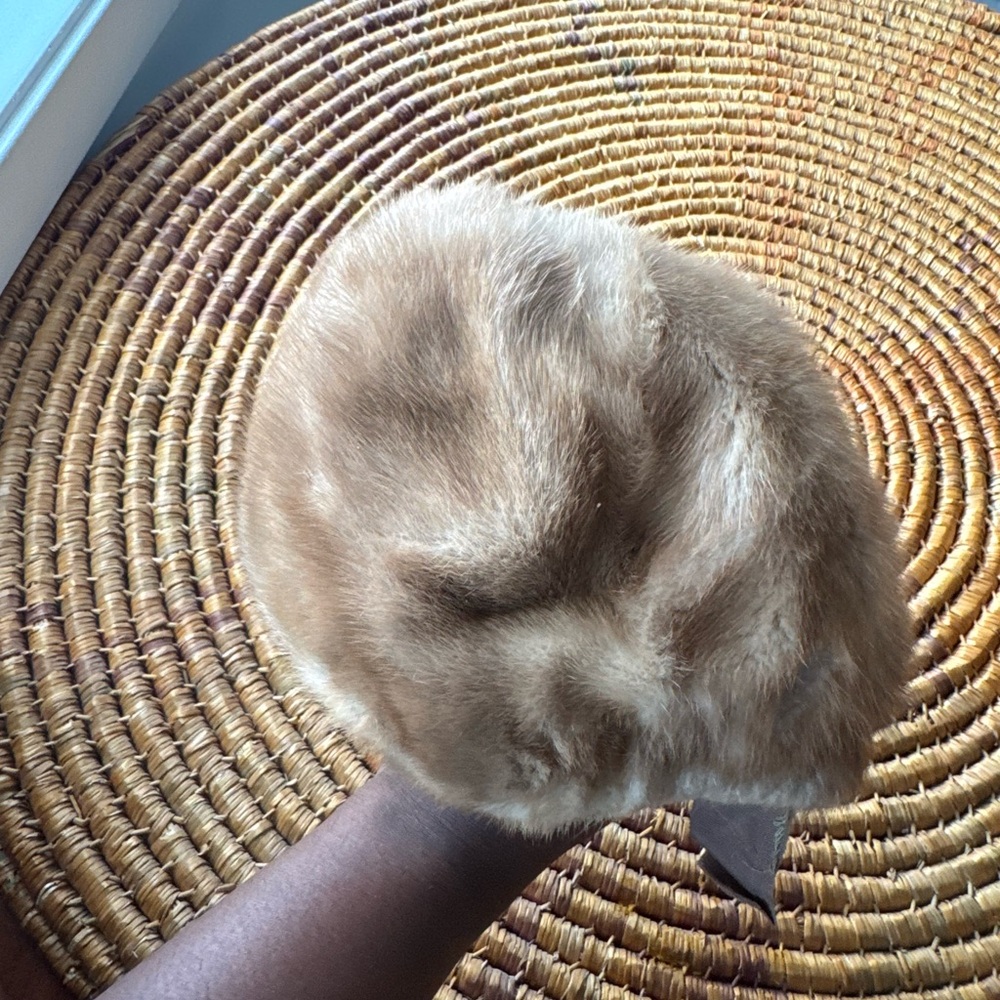 Women’s Fur Tan Hat